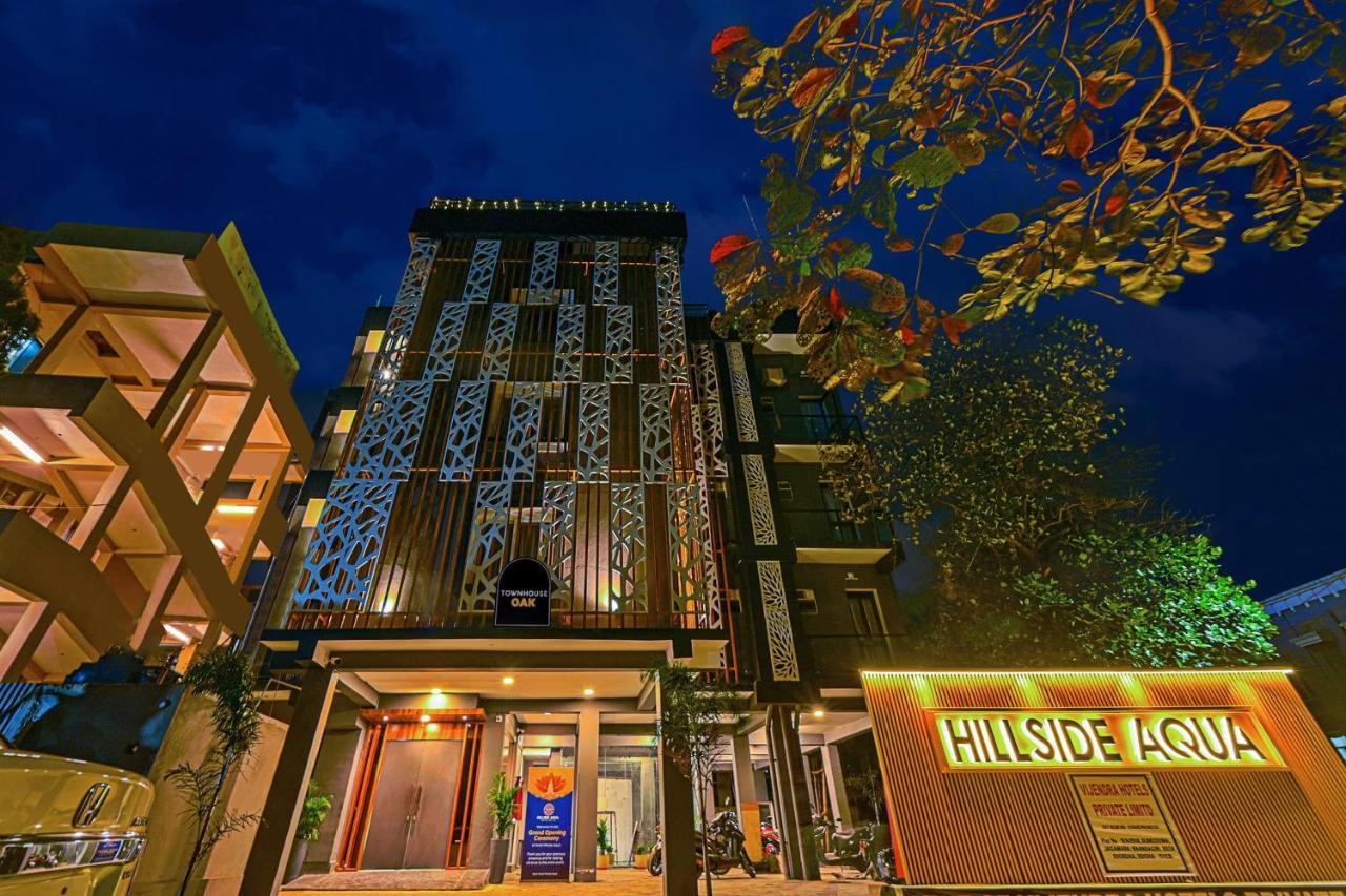 Super Townhouse Oak Hillside Aqua Hotel Khandagiri ภายนอก รูปภาพ