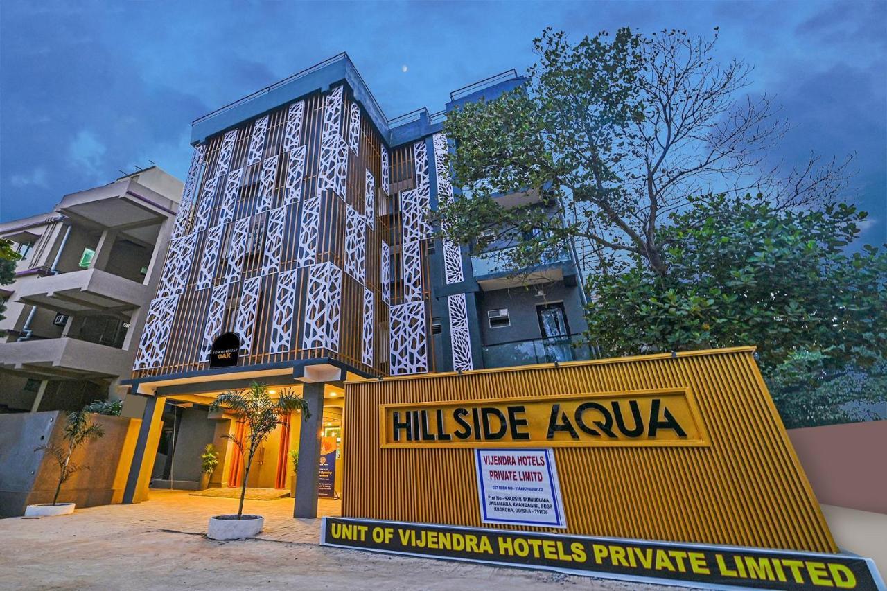Super Townhouse Oak Hillside Aqua Hotel Khandagiri ภายนอก รูปภาพ