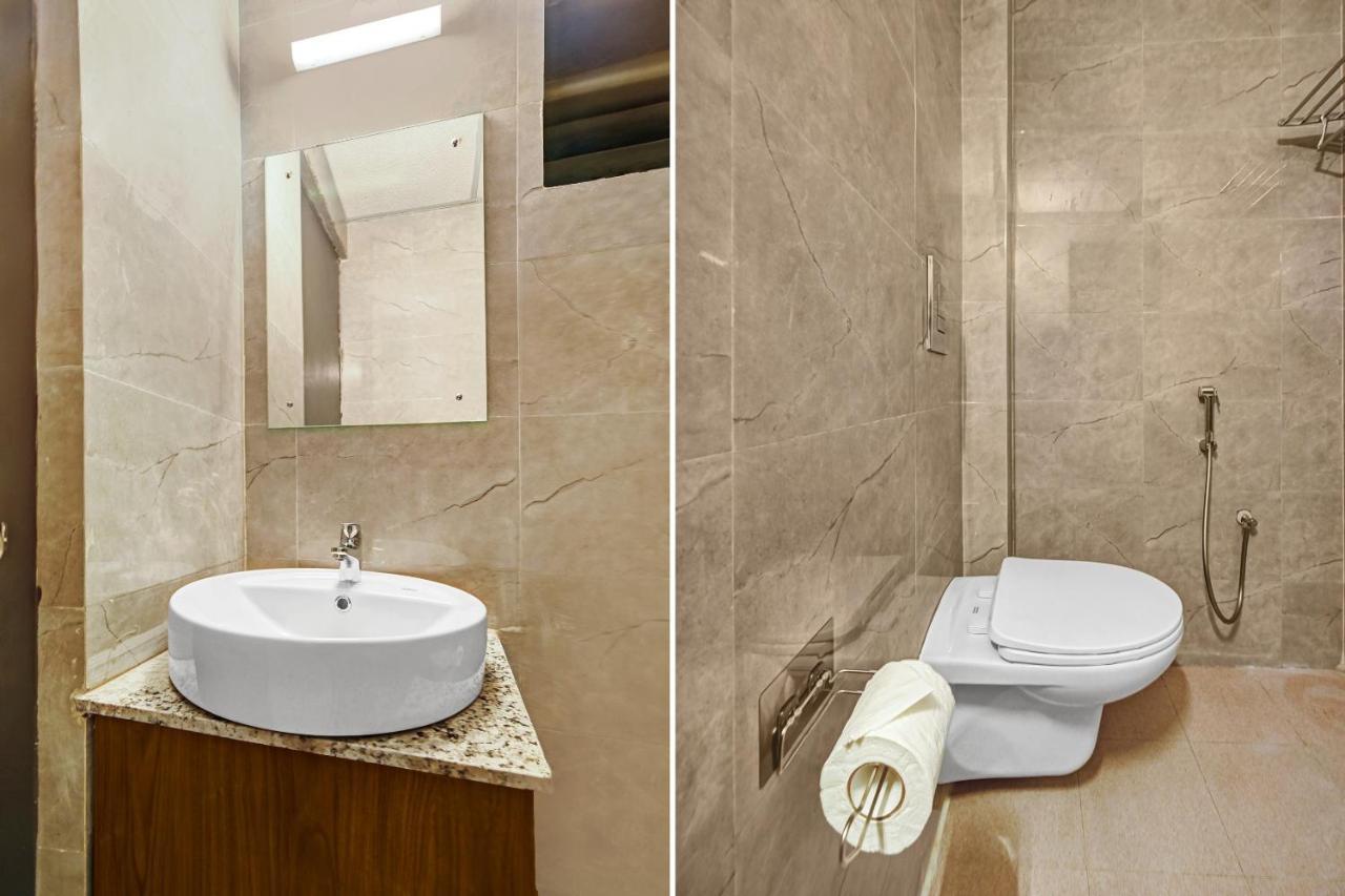 Super Townhouse Oak Hillside Aqua Hotel Khandagiri ภายนอก รูปภาพ