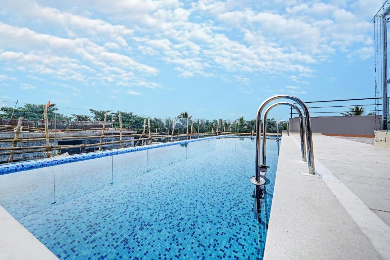 Super Townhouse Oak Hillside Aqua Hotel Khandagiri ภายนอก รูปภาพ